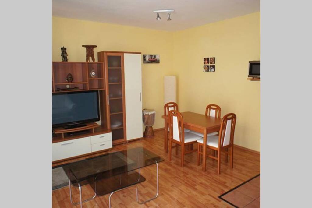 Lido Di Siofok - Aranypart - Minden 1 Percre! Apartment Bagian luar foto